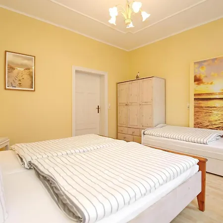 Haus Alexandra 01 شقة Ostseebad Kühlungsborn
